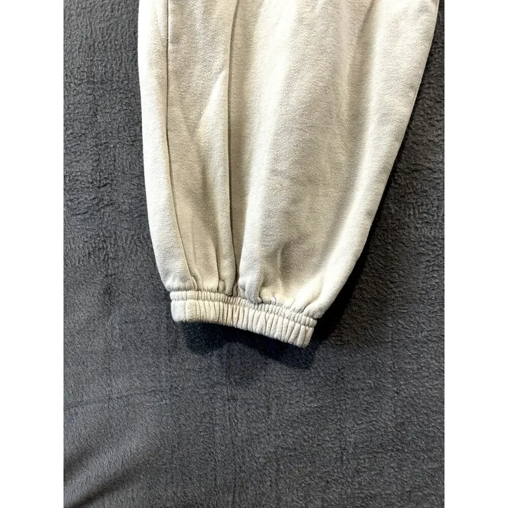 Abercrombie & Fitch get ready